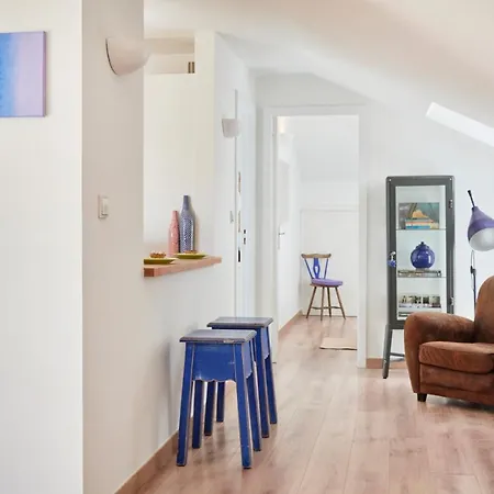 Sunny With Terrace.river View!