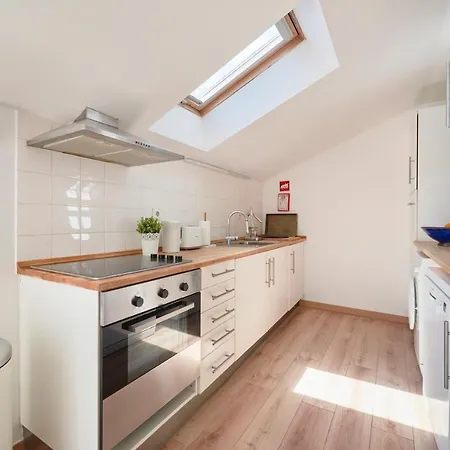 Apartmán Sunny With Terrace.river View!