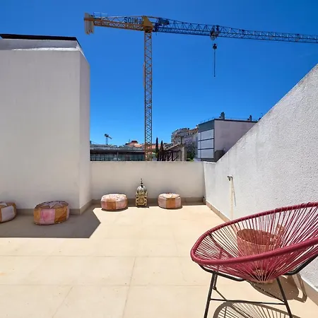 Sunny With Terrace.river View! * Lissabon
